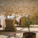 L'ostal Hilaire D'ozilhan - - 4*