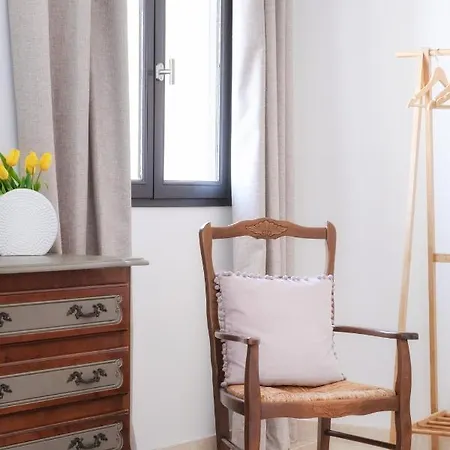 L'ostal - - Et De 25 A 40m2 - *