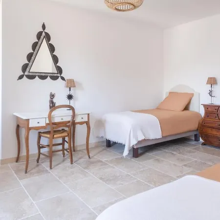 L'ostal Hilaire D'ozilhan - 4* Saint-Hilaire-dʼOzilhan